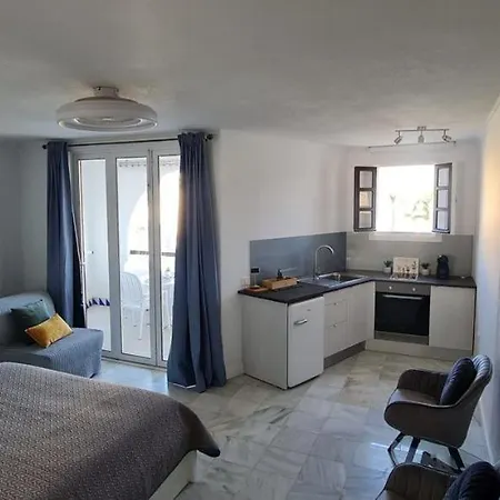 Apartmán Seafront Camison