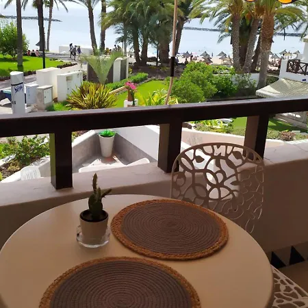 Seafront Camison Διαμέρισμα *