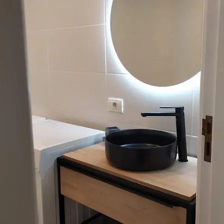 Seafront Camison Lejlighed